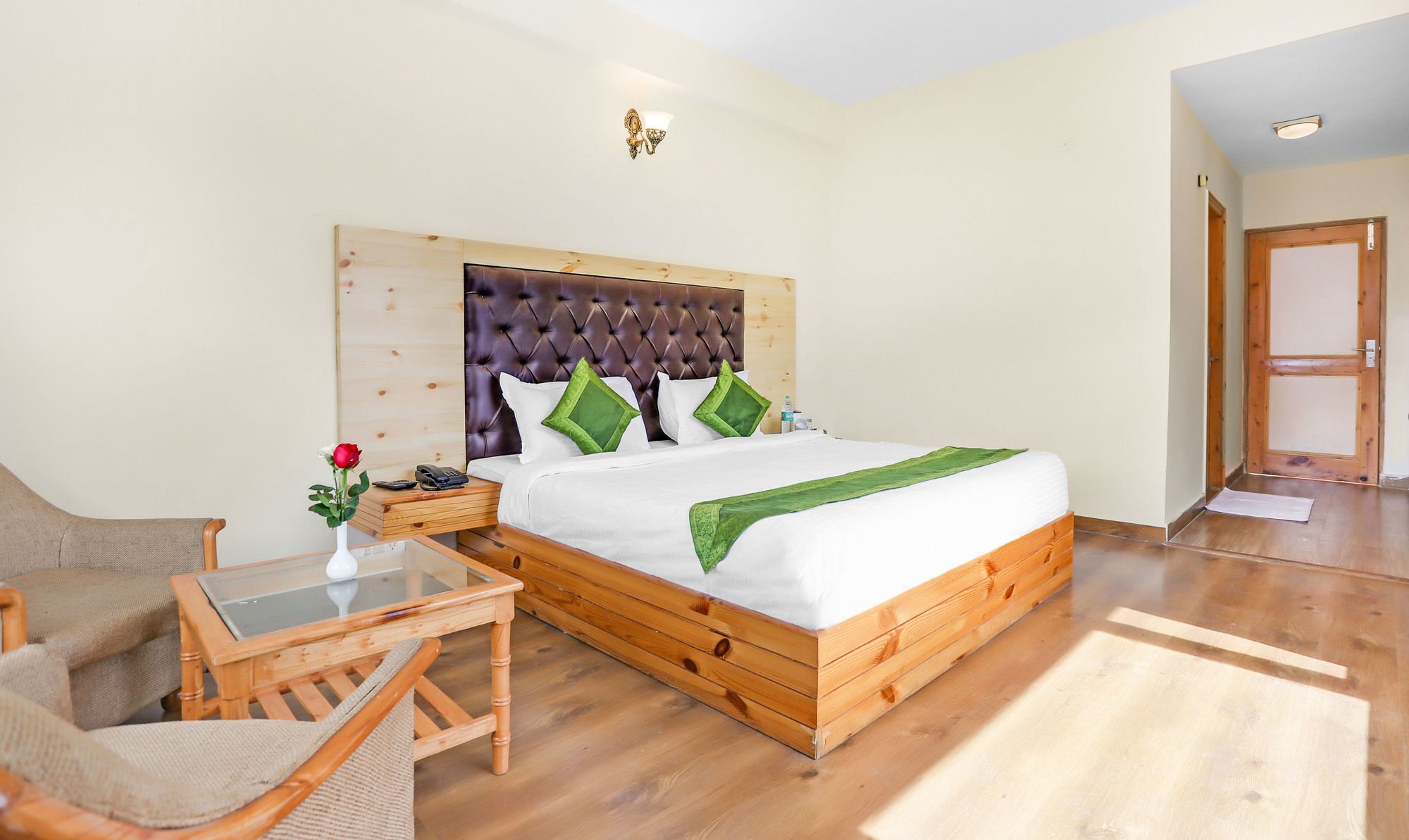 Hotel Treebo Manali Retreat Esterno foto